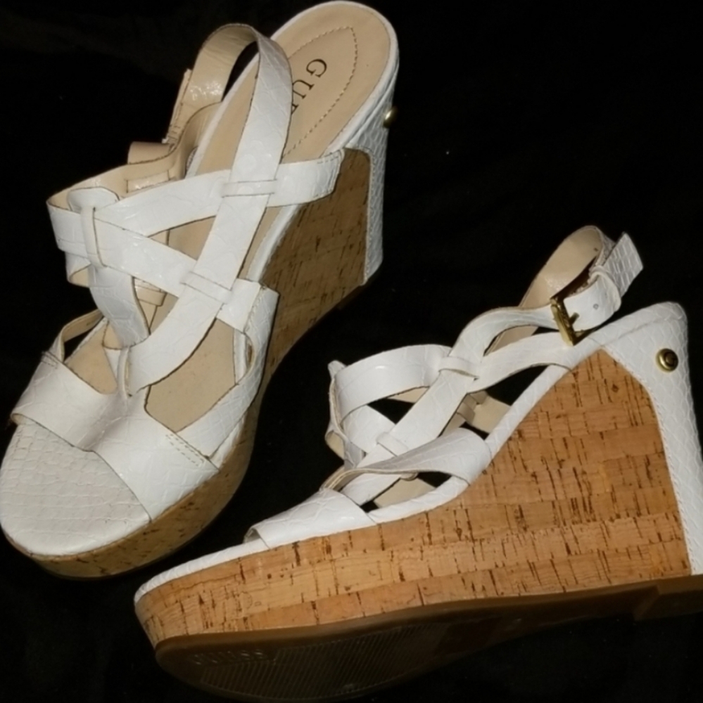 Guess White Wedges